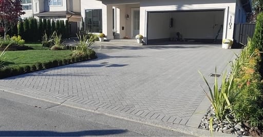 driveway paver using paving stone